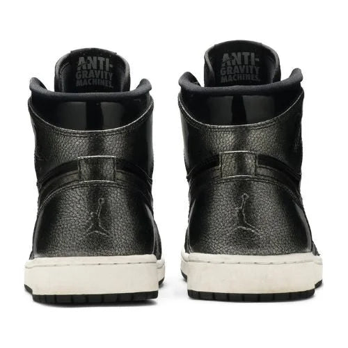 Air Jordan 1 Retro High Black Patent