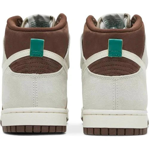 Dunk High ’Light Chocolate’