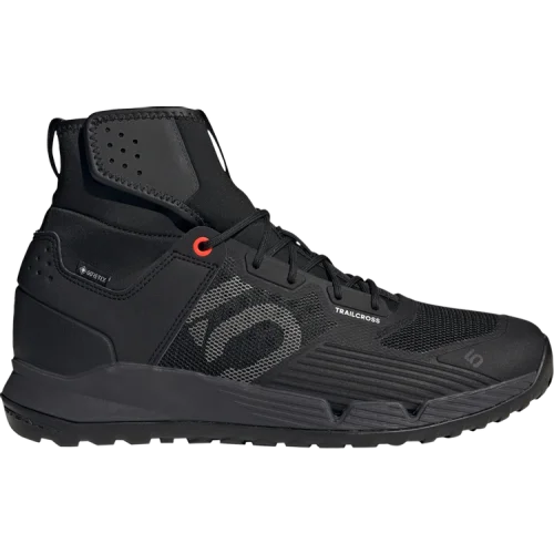 נעלי סניקרס חמש עשר בצבע שָׁחוֹר מדגם Five Ten Trailcross GORE-TEX 'Black Grey' מבית היוצר של חברת הענק אדידס