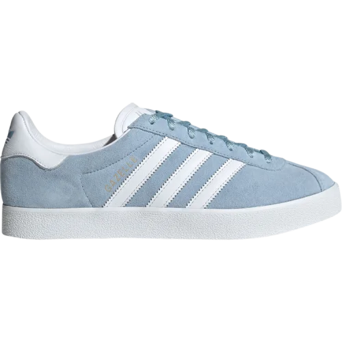 נעלי סניקרס Gazelle בצבע כְּחוֹל מדגם Gazelle 85 'Clear Sky' מבית היוצר של חברת הענק אדידס