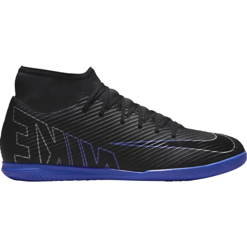 נעלי סניקרס Mercurial Superfly בצבע שָׁחוֹר מדגם Mercurial Superfly 9 Club IC 'Shadow Pack' מבית היוצר של חברת הענק נייקי
