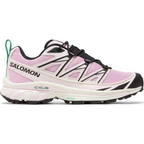 נעלי סניקרס XT-6 בצבע וָרוֹד מדגם Sandy Liang x XT-6 Expanse 'Cradle Pink' מבית היוצר של חברת הענק סלומון