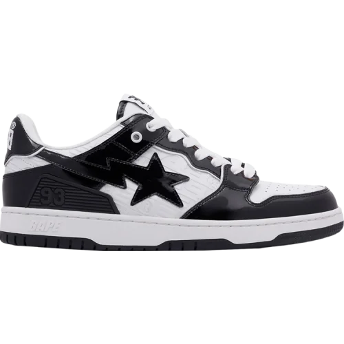 נעלי סניקרס Sk8 Sta בצבע שָׁחוֹר מדגם Sk8 Sta #5 'Luxury Sport Monogram - Black' מבית היוצר של חברת הענק BAPE