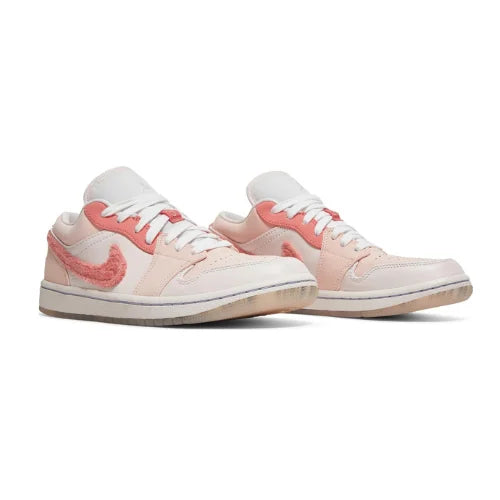 Wmns Air Jordan 1 Low SE Mighty Swooshers