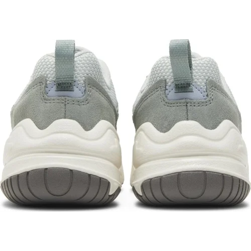 Wmns Tech Hera 'Mica Green'