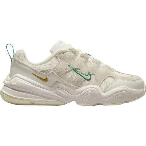 נעלי סניקרס Tech Hera בצבע קרם מדגם Wmns Tech Hera 'Pale Ivory Sail' מבית היוצר של חברת הענק נייקי