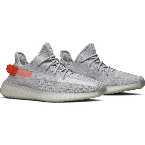 Yeezy Boost 350 V2 ’Tail Light’