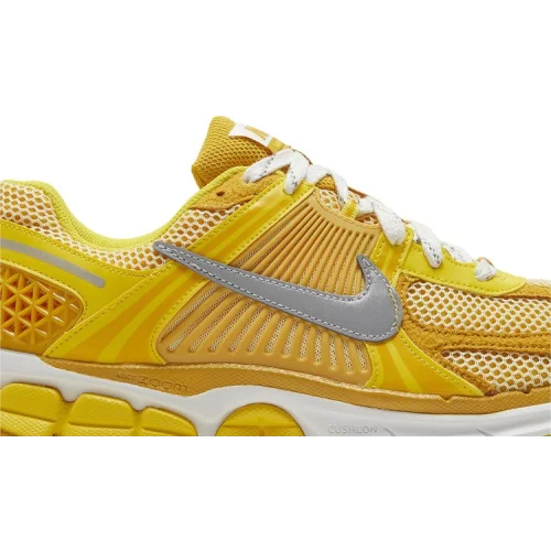 Zoom Vomero 5 'Yellow Ochre'
