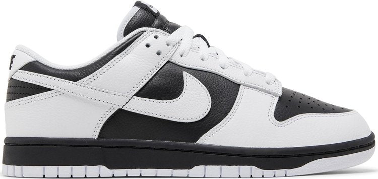 נעלי סניקרס Dunk Low 'Reverse Panda' של המותג נייקי בצבע שָׁחוֹר עשויות עוֹר