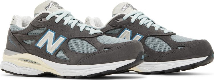 Kith x 990v3 תוצרת ארה"ב 'Steel Blue'
