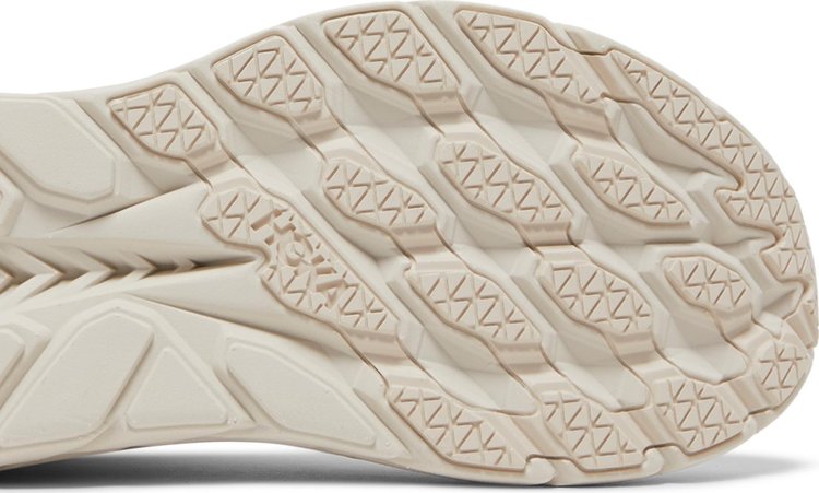 Wmns Clifton 8 'Eggnog'