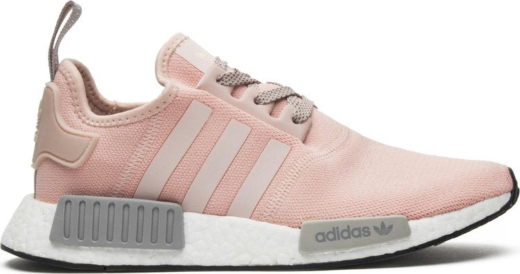 נעלי סניקרס Wmns NMD_R1 'Vapour Pink' של המותג אדידס בצבע וָרוֹד עשויות