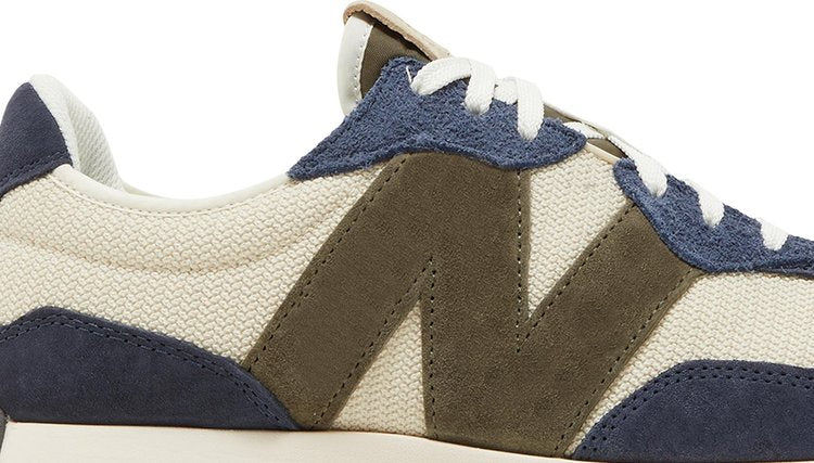 327 'Beige Navy'