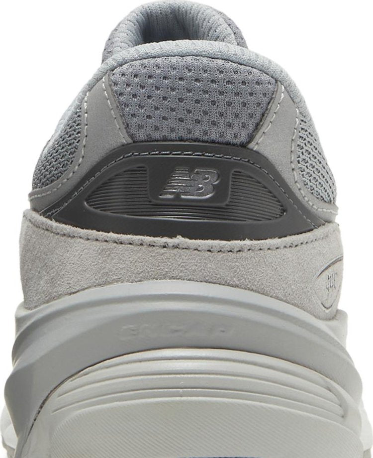 990v6 Big Kid 'Castlerock'
