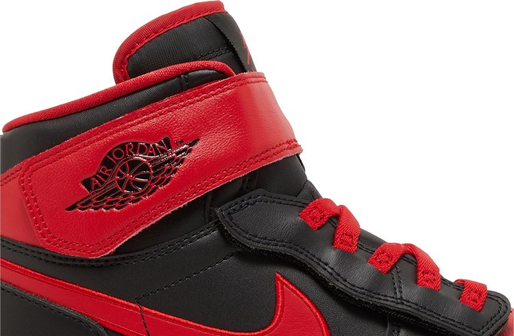 Air Jordan 1 High FlyEase 'Bred'