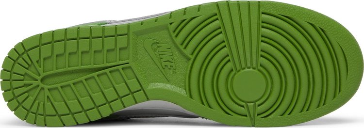 Dunk Low 'Safari Swoosh - Chlorophyll'