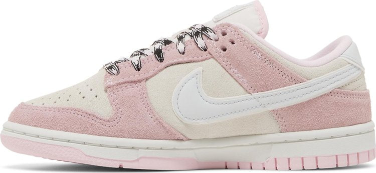 Wmns Dunk Low LX 'Pink Foam'