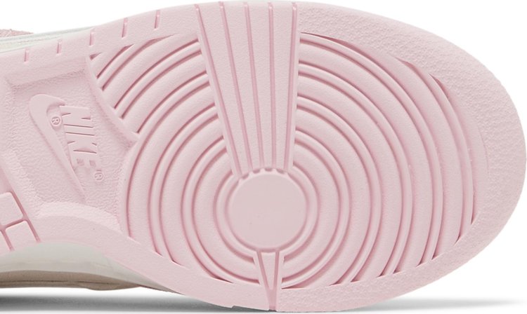 Wmns Dunk Low LX 'Pink Foam'