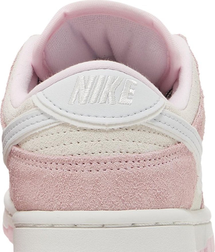 Wmns Dunk Low LX 'Pink Foam'