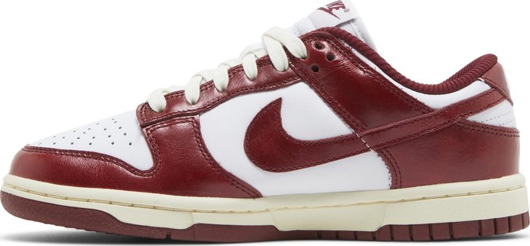 Wmns Dunk Low Premium 'Vintage Red'
