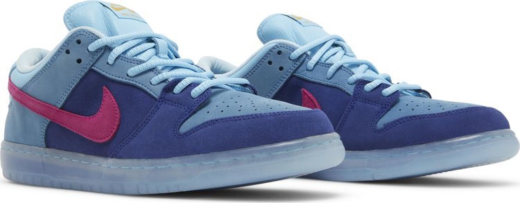 הפעל את The Jewels x Dunk Low SB '4/20'