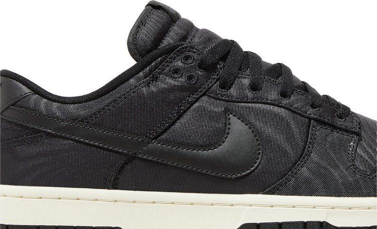Dunk Low 'Black Canvas'