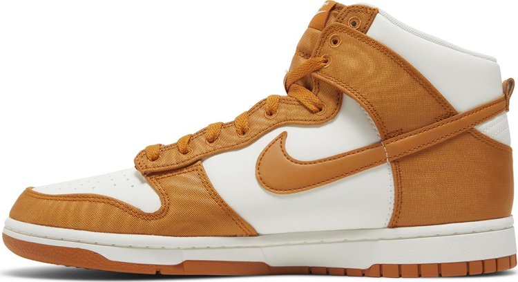 Dunk High 'Monarch Canvas'