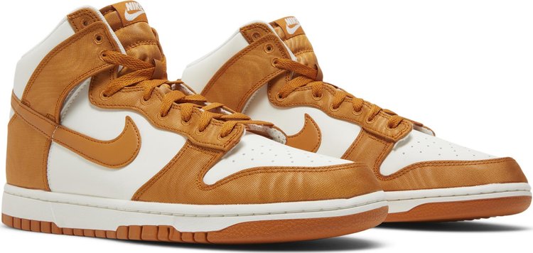 Dunk High 'Monarch Canvas'