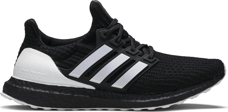 נעלי סניקרס UltraBoost 4.0 'Orca' של המותג אדידס בצבע שָׁחוֹר עשויות