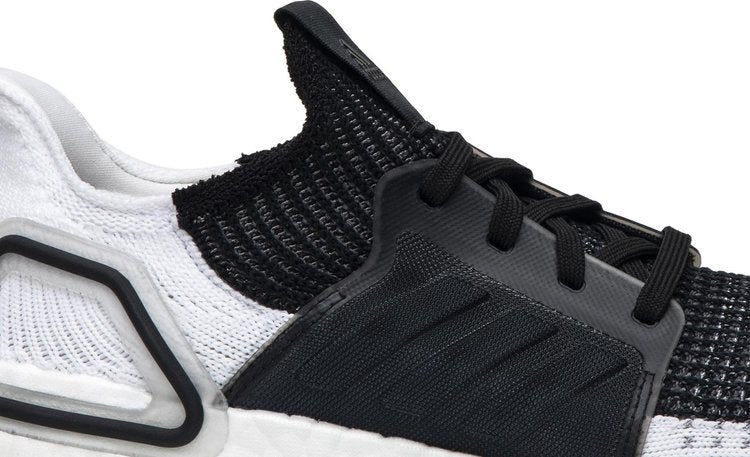 UltraBoost 19 'Oreo'