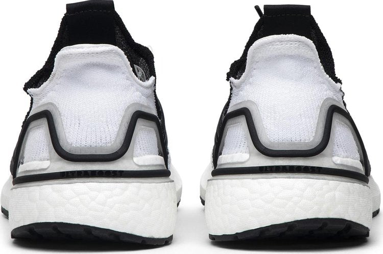 UltraBoost 19 'Oreo'