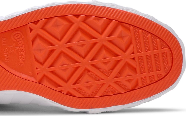 Chuck 70 Hi 'UNT1TL3D - לבן'