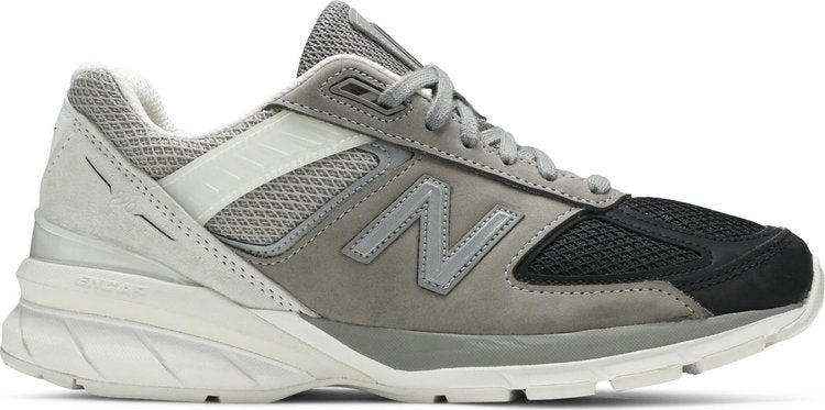 נעלי סניקרס 990v5 Made In USA 'Marblehead Black' של המותג ניו באלאנס בצבע חום עשויות