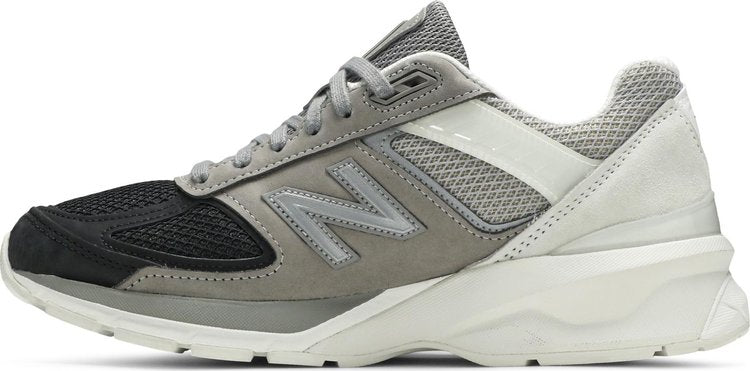990v5 תוצרת ארה"ב 'Marblehead Black'