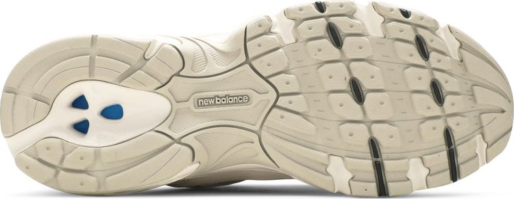 530 'Ivory'