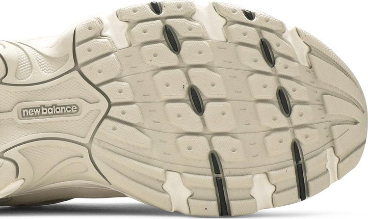 530 'Ivory'