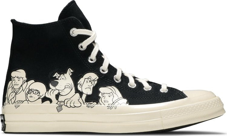 נעלי סניקרס Scooby-Doo x Chuck 70 High 'Mystery-Solving Gang' של המותג קונברס אולסטאר בצבע שָׁחוֹר עשויות