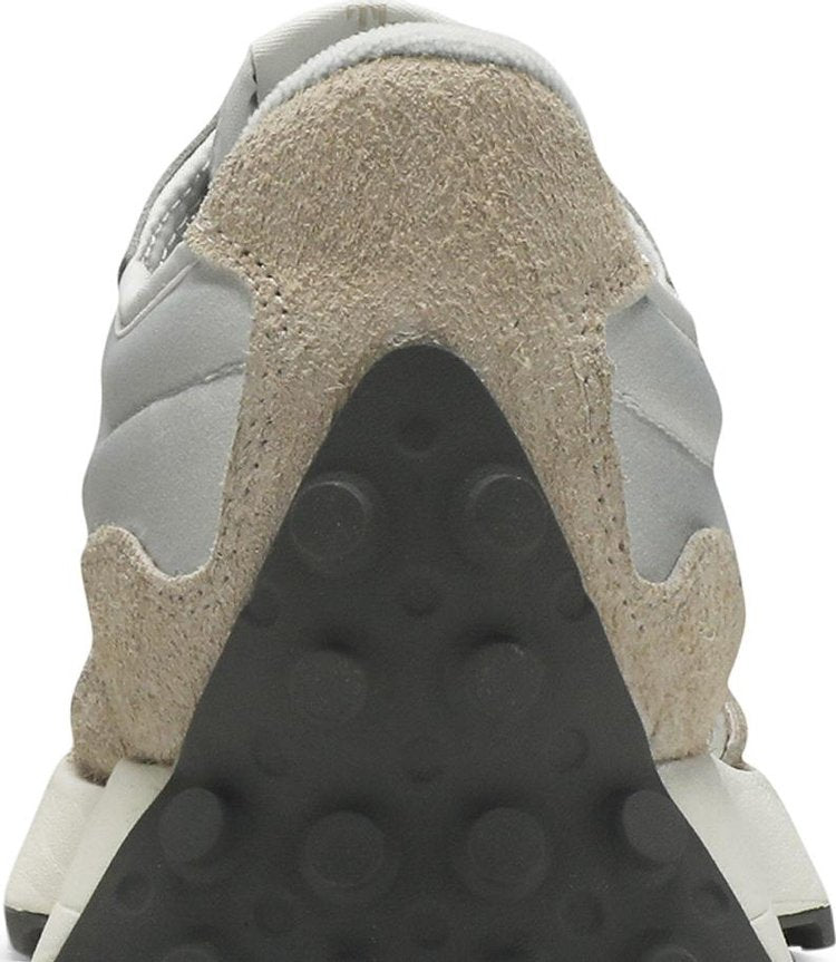 Wmns 327 'Grey Beige'