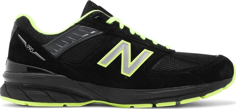 נעלי סניקרס 990v5 Made in USA 'Black Hi Lite' של המותג ניו באלאנס בצבע שָׁחוֹר עשויות רֶשֶׁת