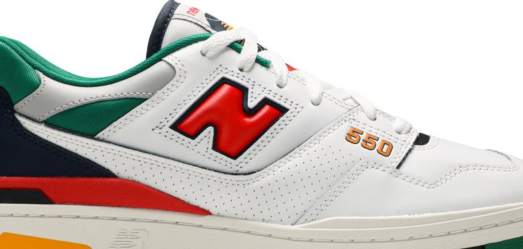 550 'Oak Leaf Green Red'