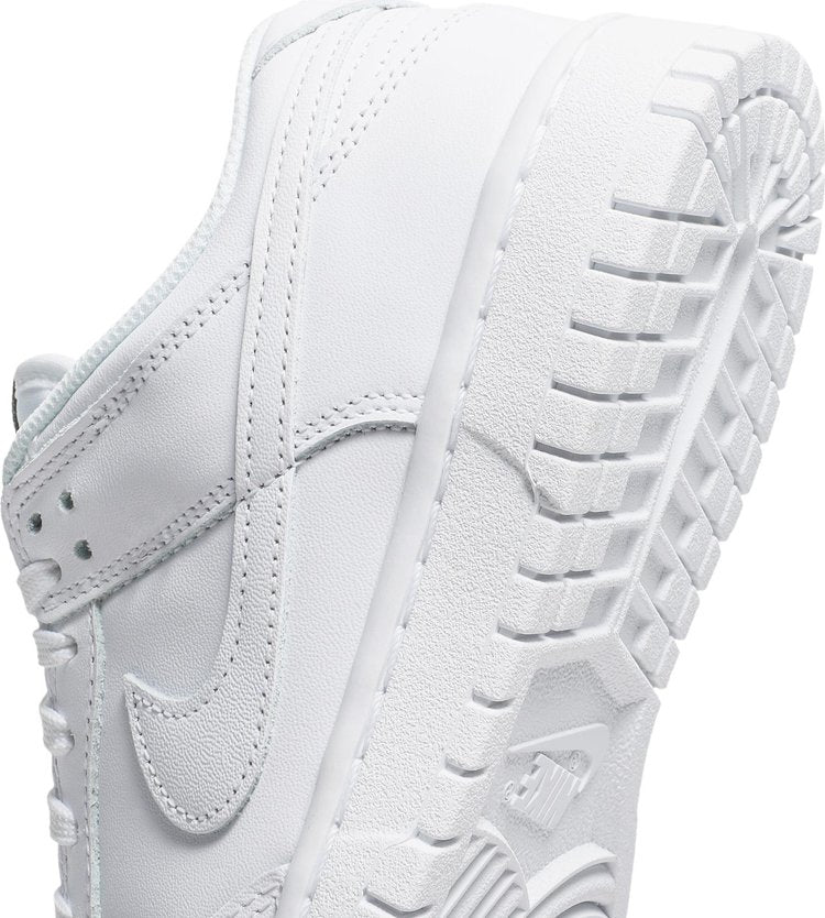 Wmns Dunk Low 'Triple White'