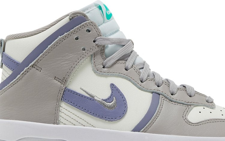 Wmns Dunk High Up 'Iron Purple'