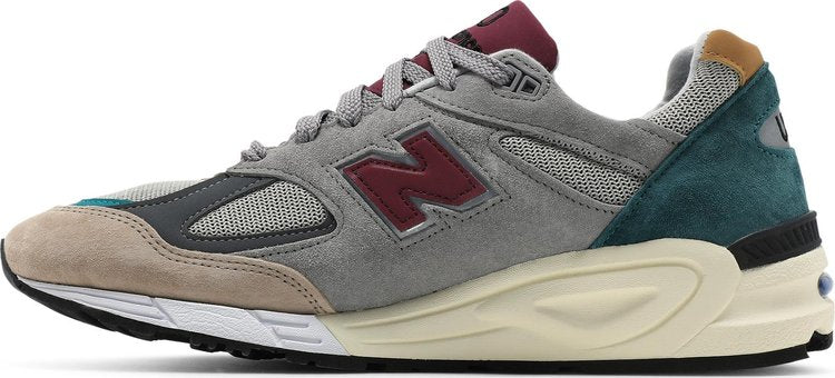 990v2 Made in USA 'Grey Multi'