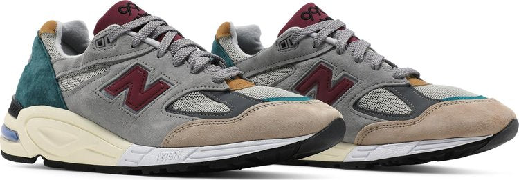 990v2 Made in USA 'Grey Multi'