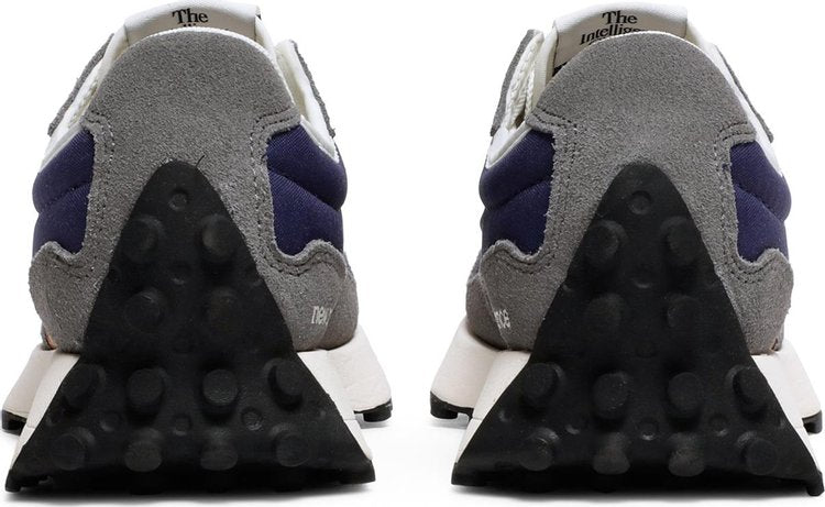 Wmns 327 'Castlerock Night Tide'