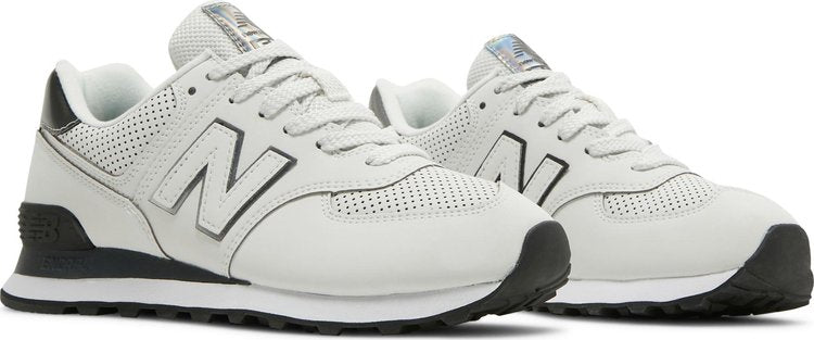 Wmns 574 'White'
