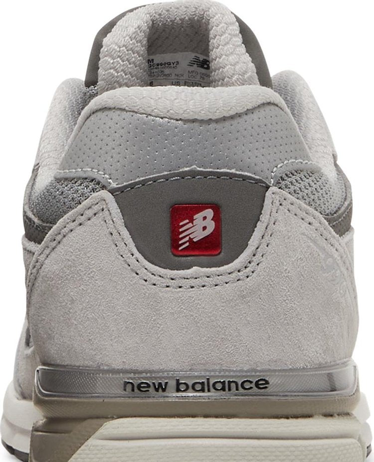 990v3 Big Kid Wide 'Grey'