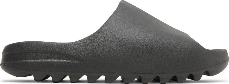 נעלי סניקרס Yeezy Slides 'Onyx' של המותג אדידס בצבע שָׁחוֹר עשויות קצף מסוג EVA (פולימר)