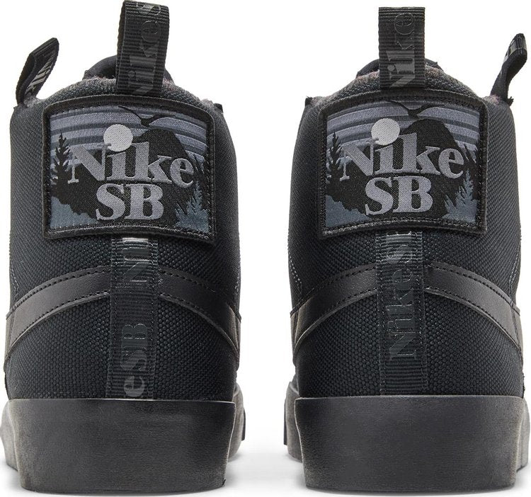 Blazer Mid Premium SB 'חבילת Acclimate - טריפל שחור'