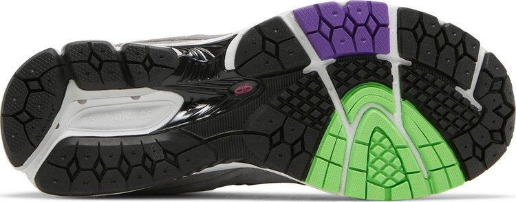 DTLR x 2002R 'Masquerade'